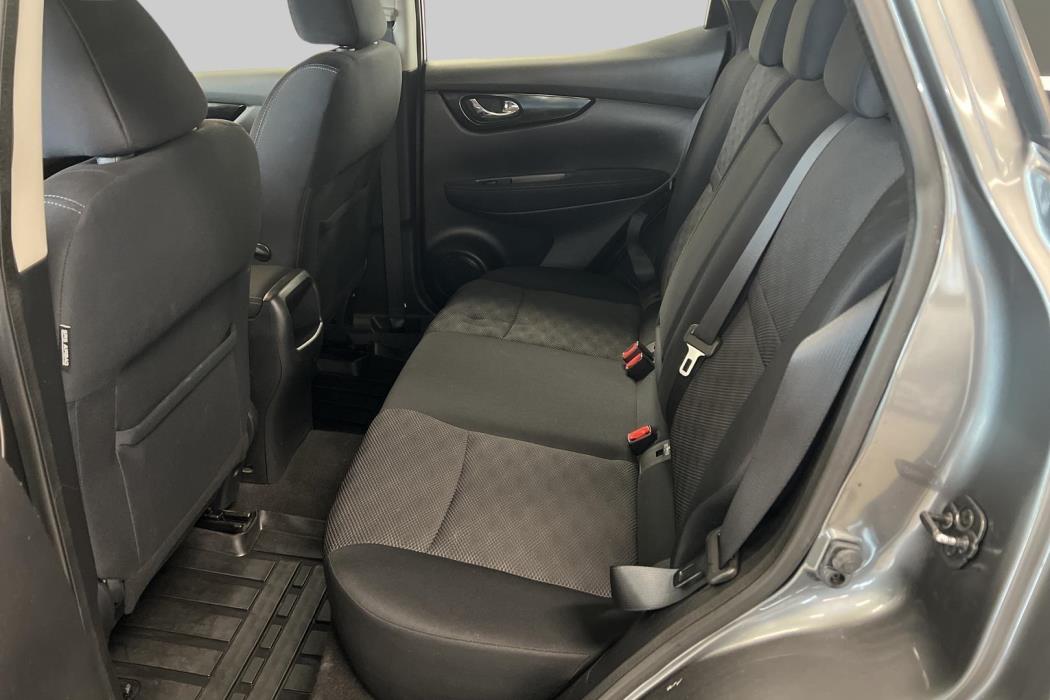 NISSAN Qashqai 2015