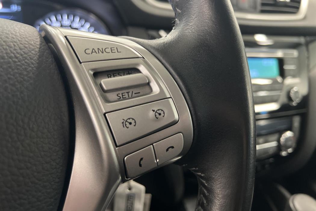 NISSAN Qashqai 2015