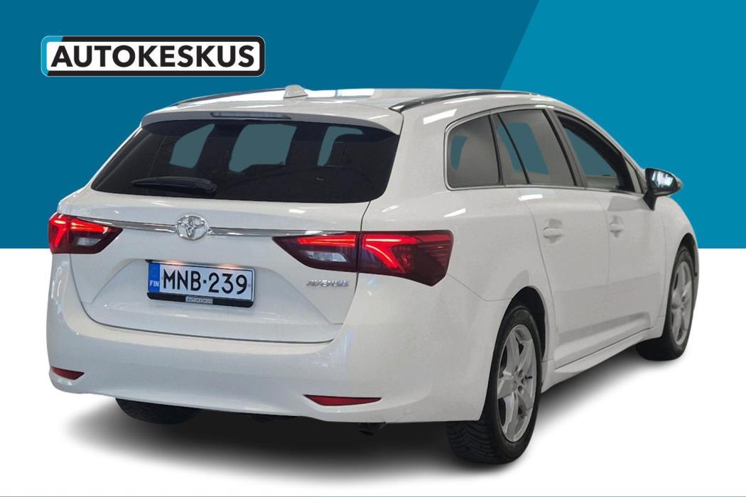TOYOTA Avensis 2017