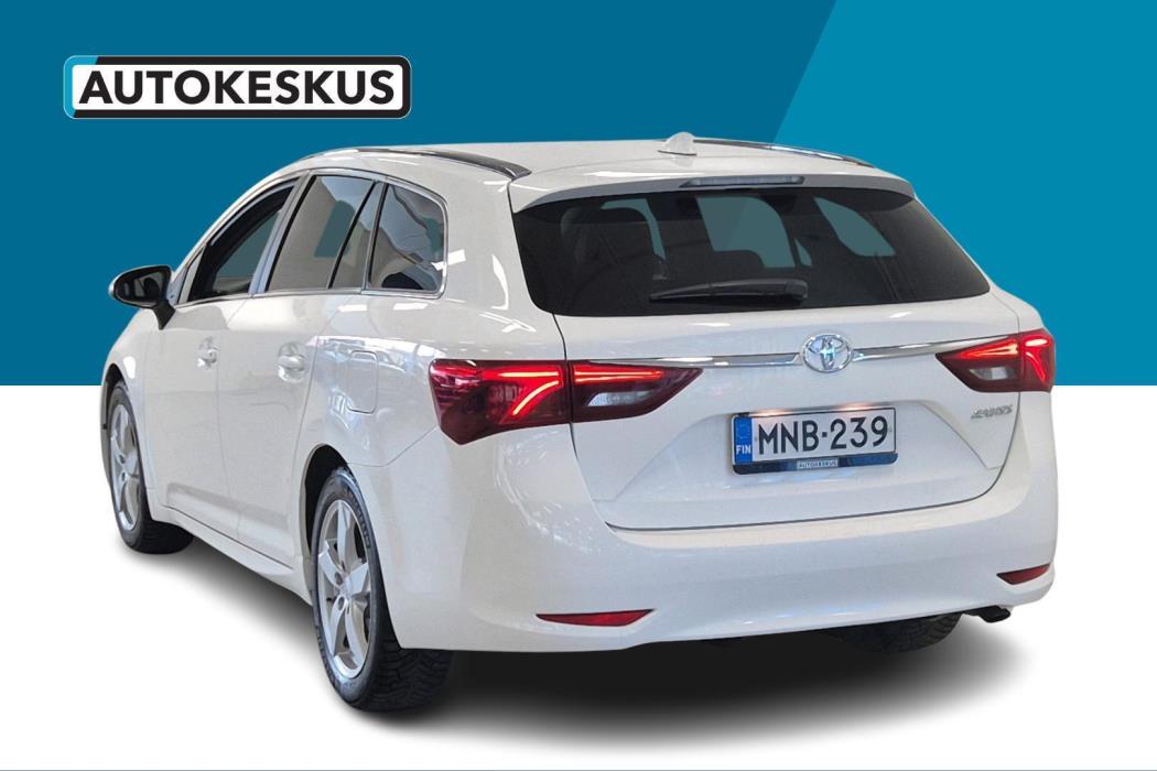 TOYOTA Avensis 2017