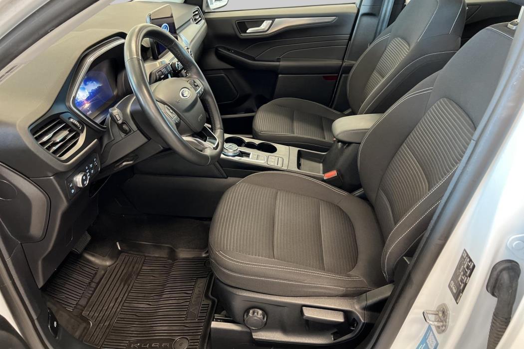 FORD Kuga 2023