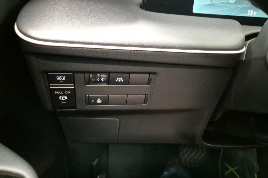 NISSAN Leaf 2026