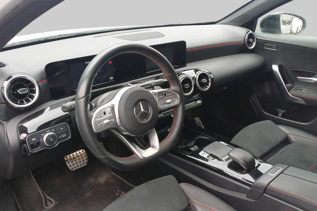 MERCEDES-BENZ A 2019