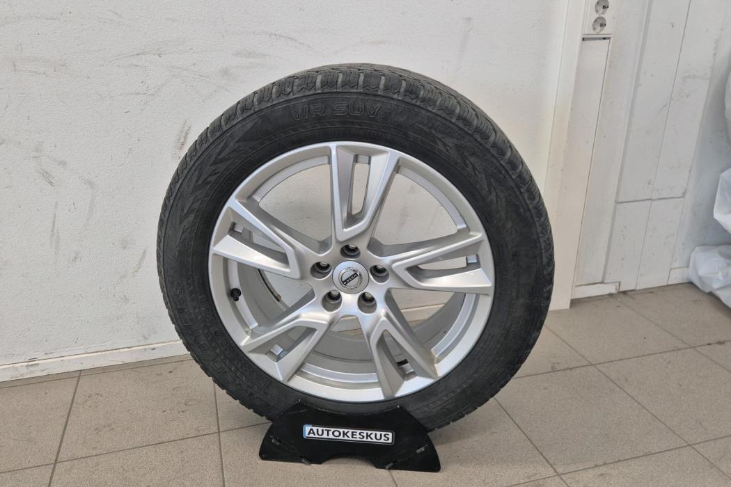 VOLVO V90 Cross Country 2019
