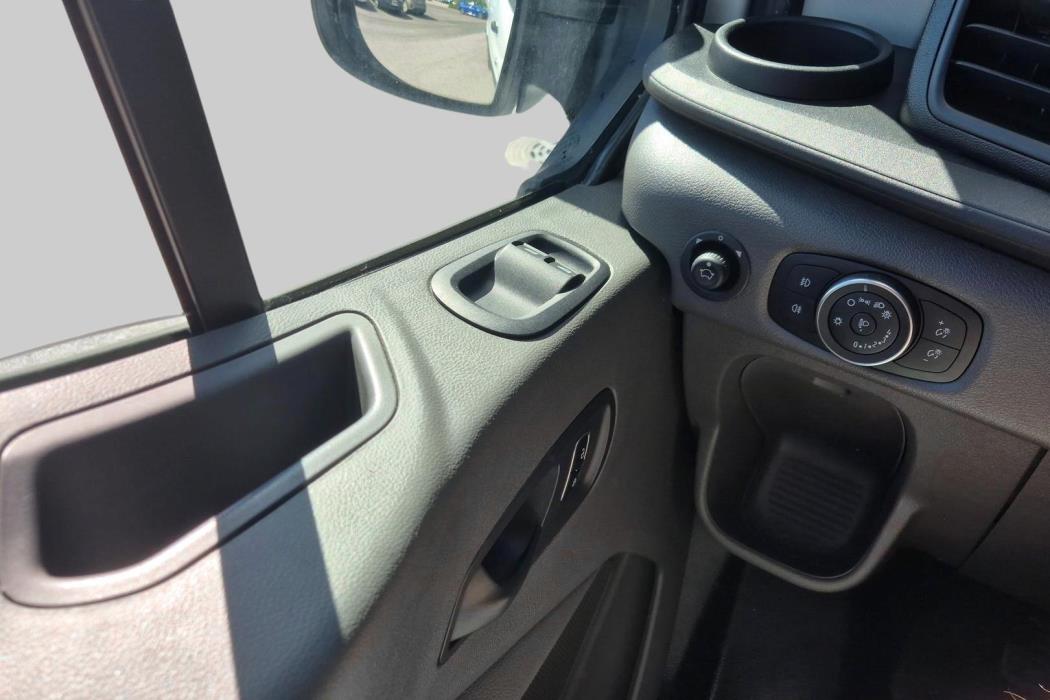 FORD Transit 2024