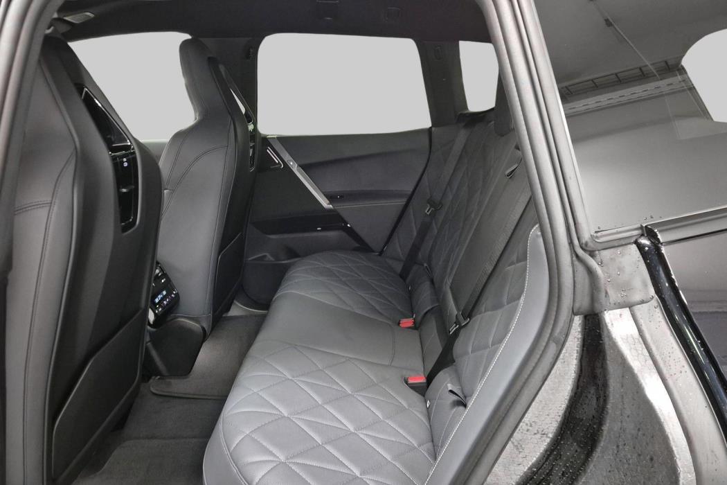 BMW iX 2026