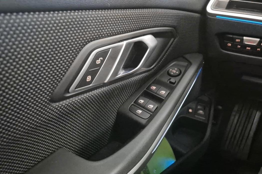 BMW 3-sarja 2020
