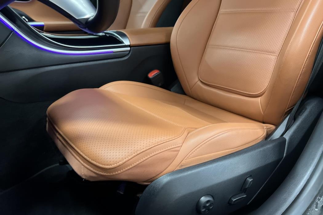 MERCEDES-BENZ C 2023