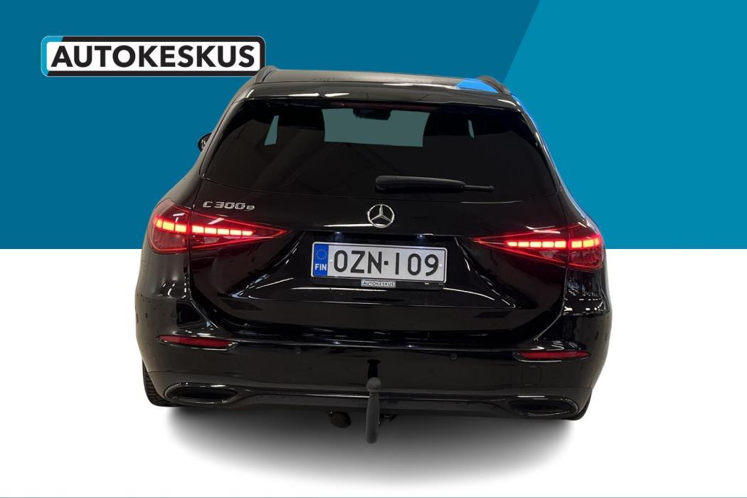 MERCEDES-BENZ C 2023