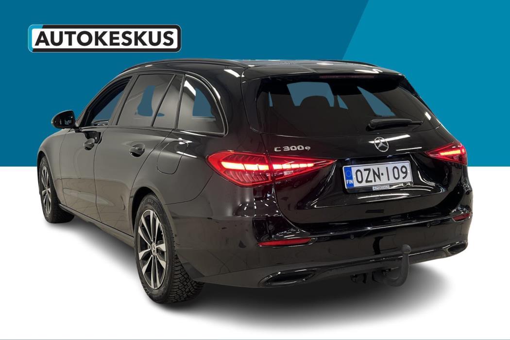 MERCEDES-BENZ C 2023