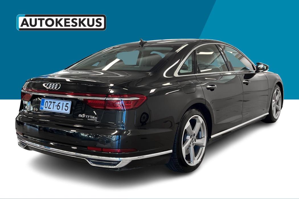 AUDI A8 2021