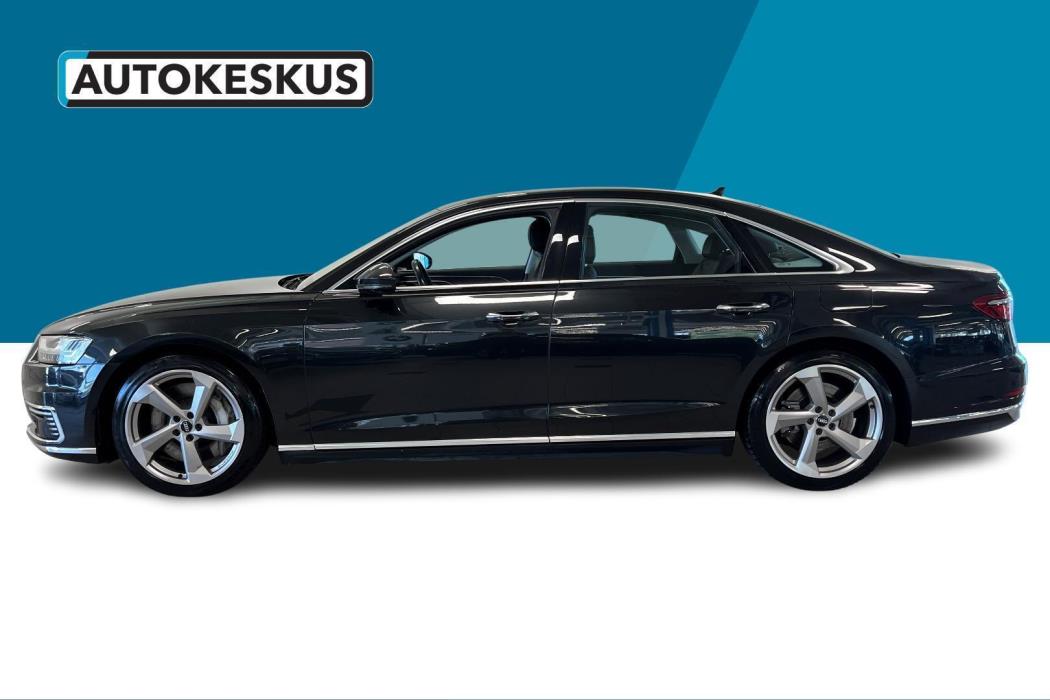 AUDI A8 2021