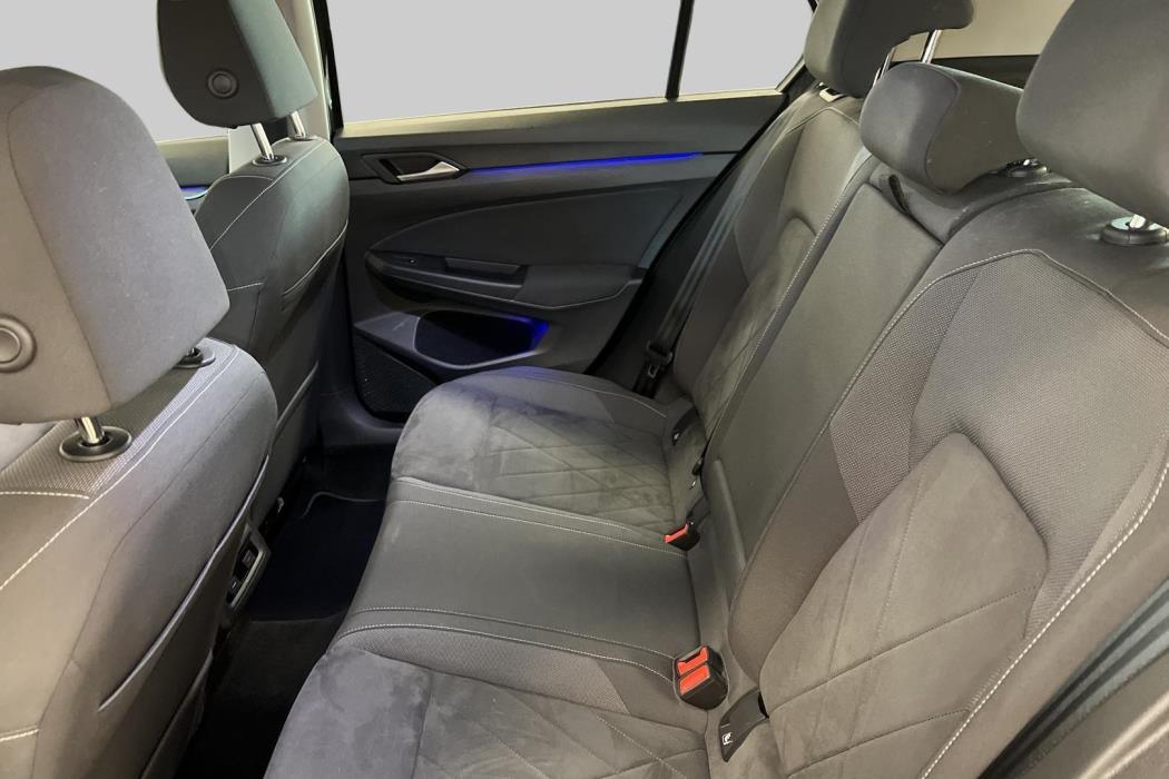 VOLKSWAGEN Golf 2020