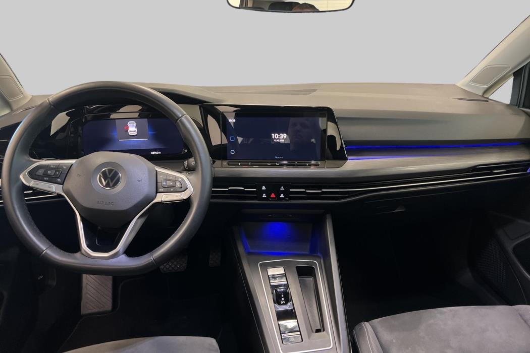 VOLKSWAGEN Golf 2020