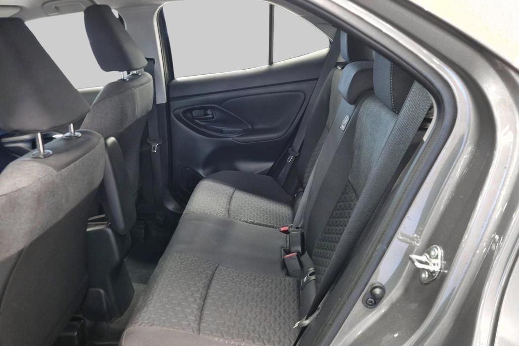 TOYOTA Yaris Cross 2023
