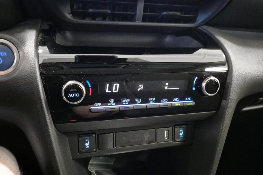 TOYOTA Yaris Cross 2023