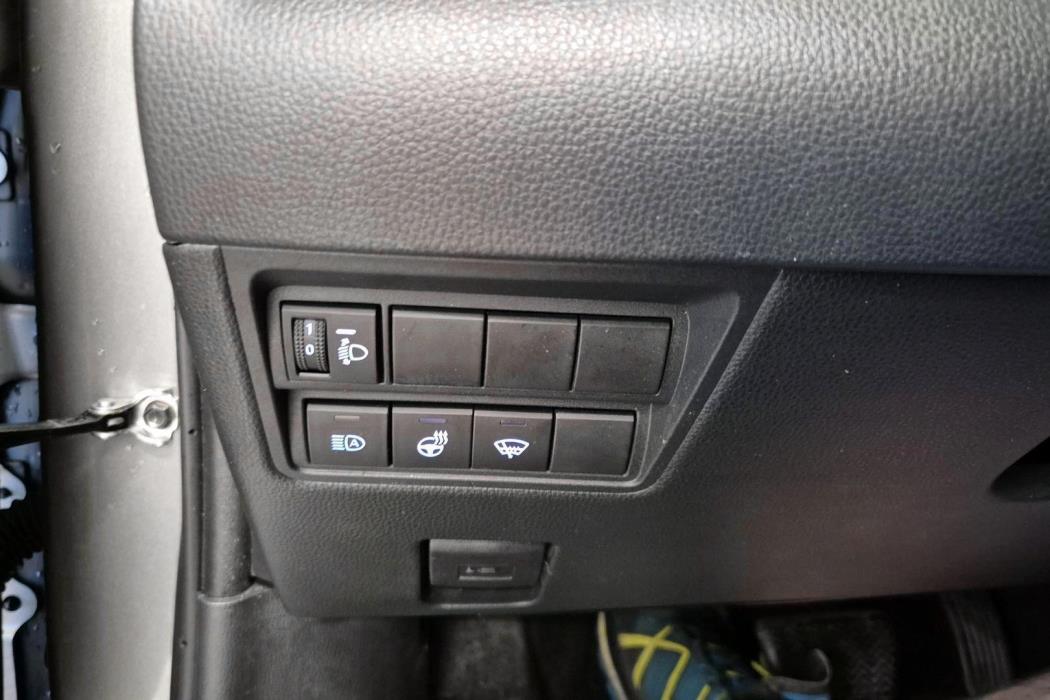 TOYOTA Yaris Cross 2023
