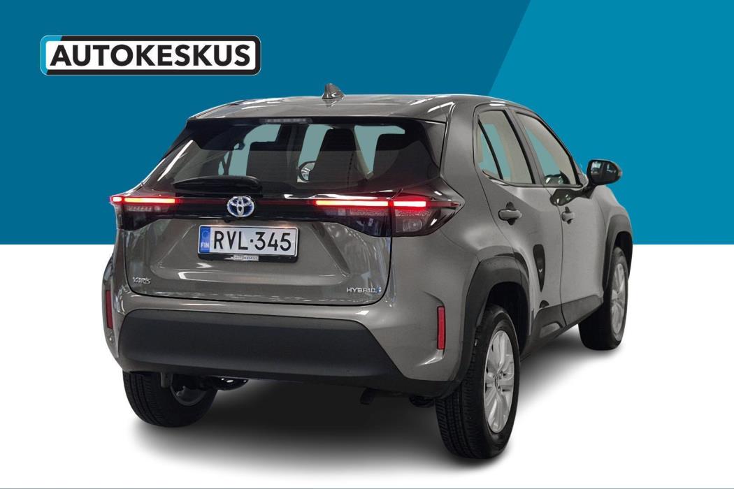TOYOTA Yaris Cross 2023