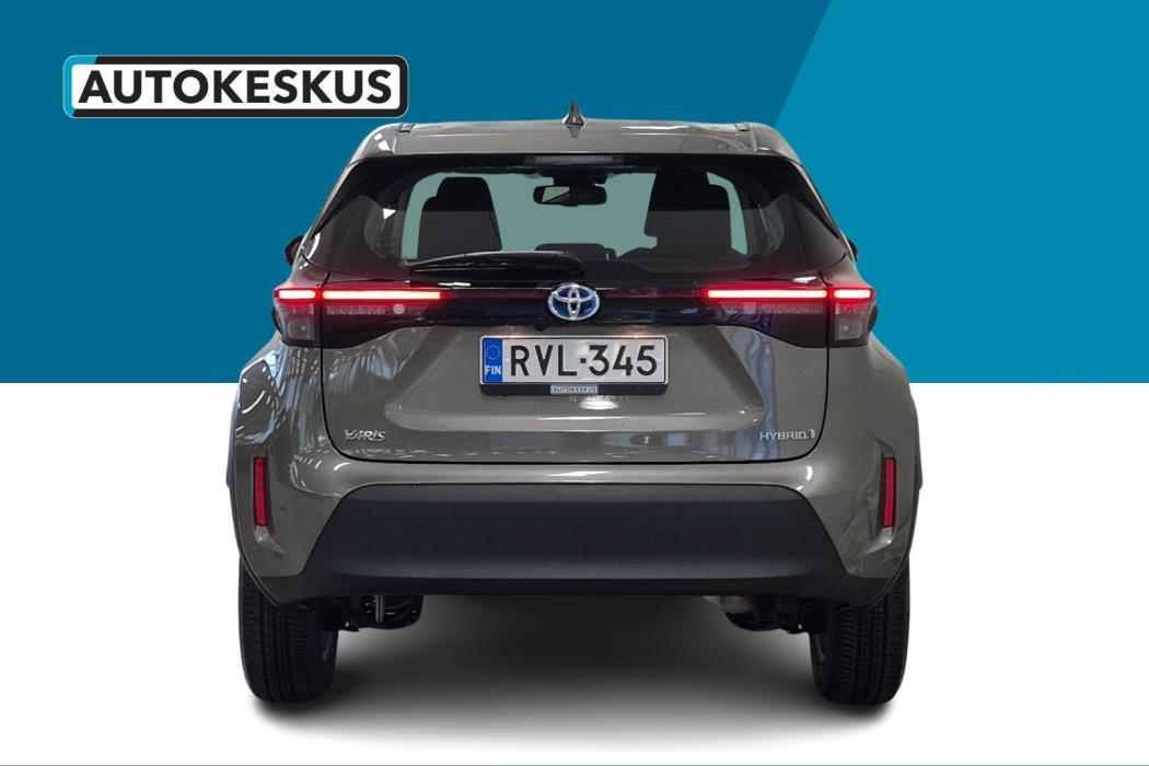 TOYOTA Yaris Cross 2023
