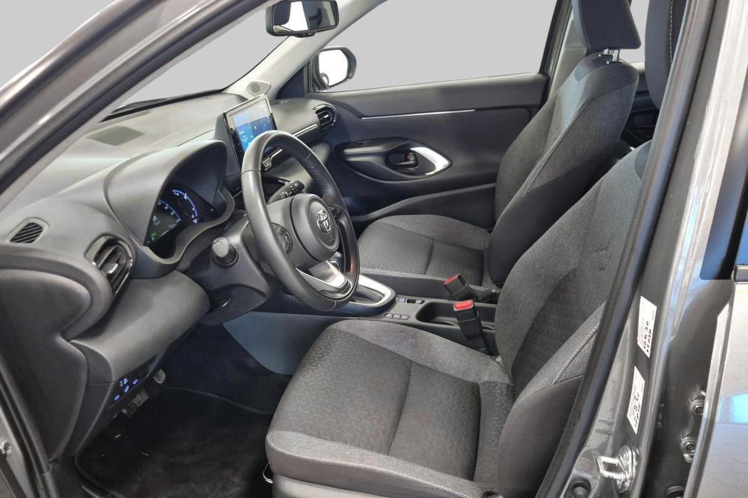 TOYOTA Yaris Cross 2023