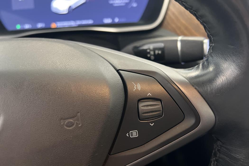 TESLA Model S 2020
