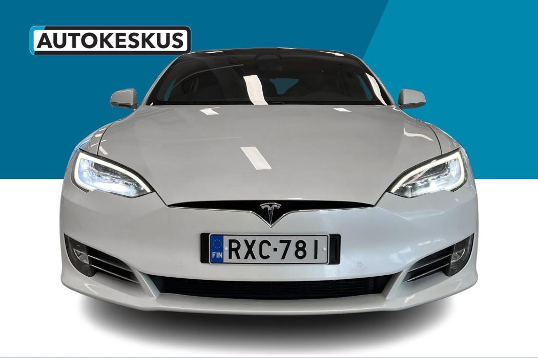 TESLA Model S 2020