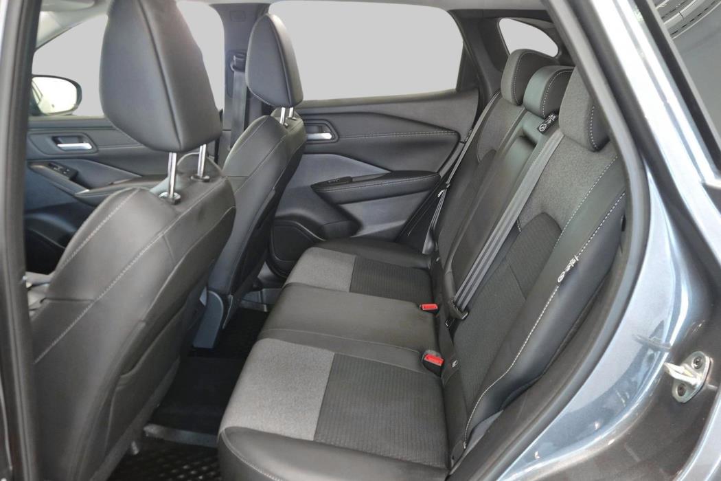 NISSAN Qashqai 2025