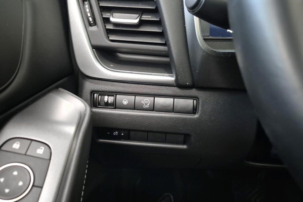 NISSAN Qashqai 2025