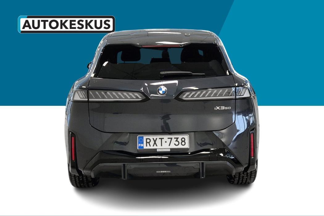 BMW iX3 2026