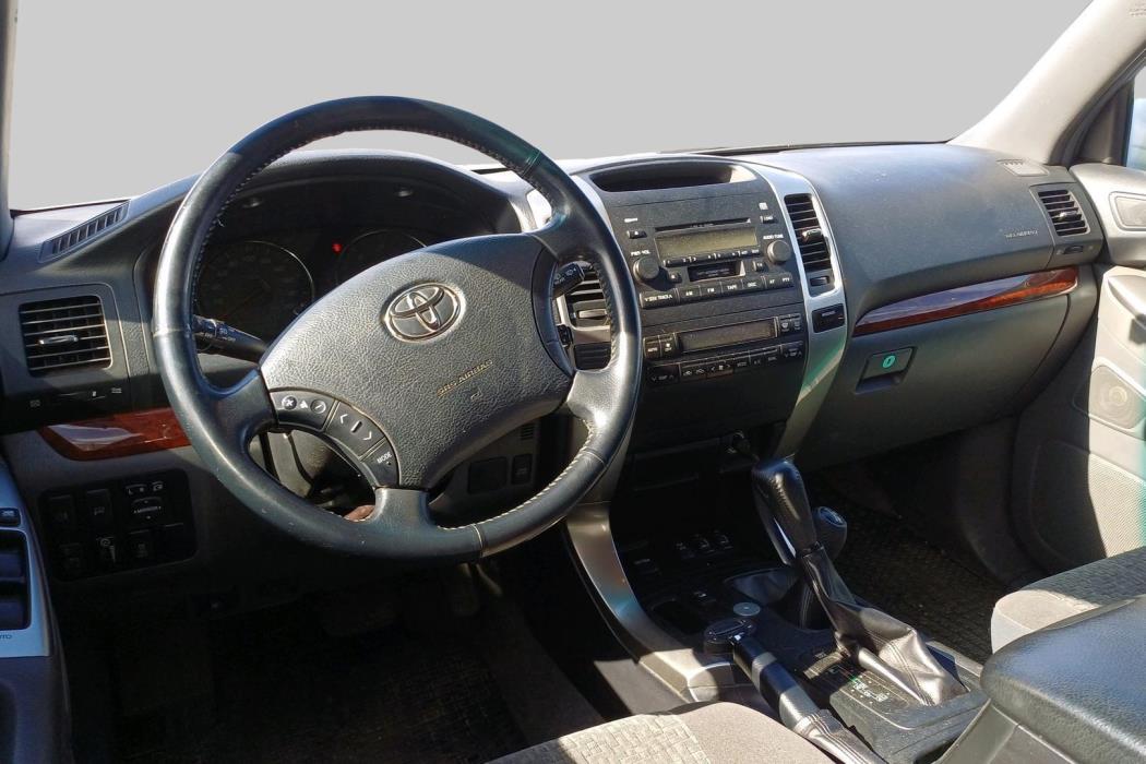 TOYOTA Land Cruiser 2009