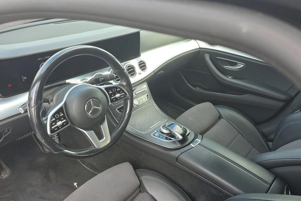 MERCEDES-BENZ E 2020