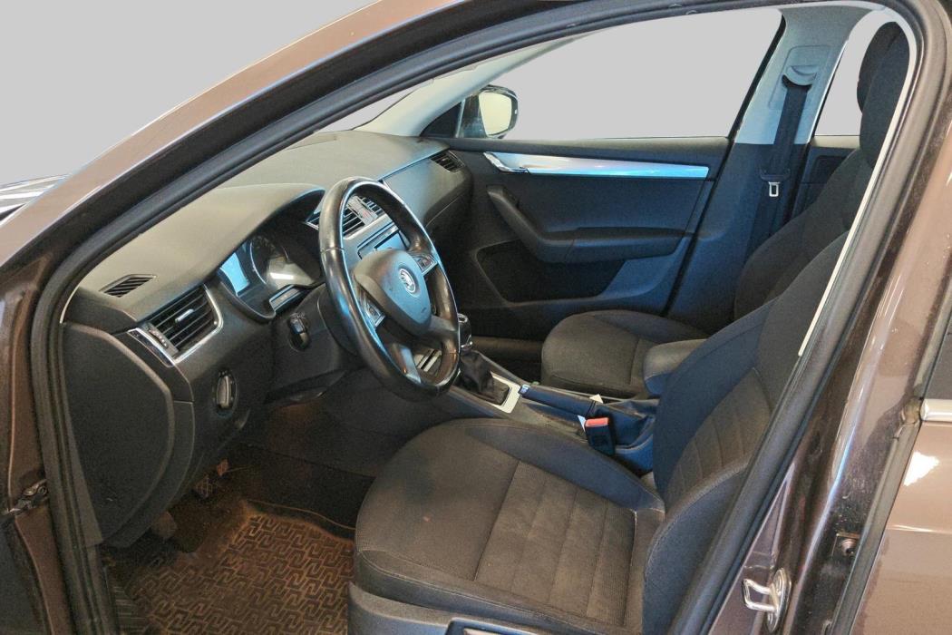 SKODA Octavia 2014
