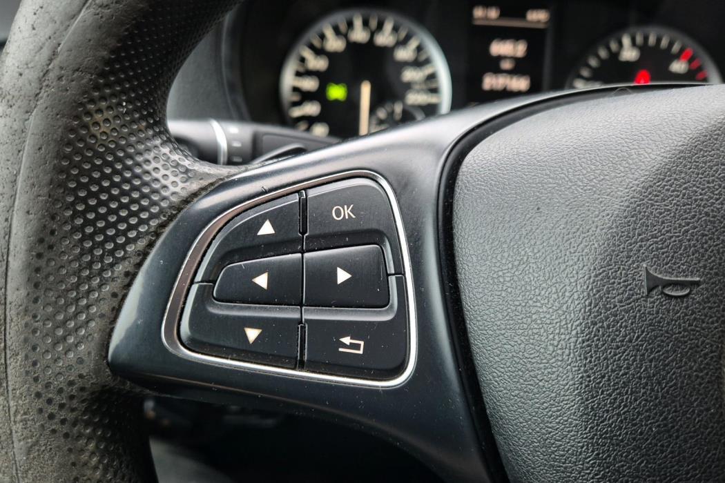 MERCEDES-BENZ Vito 2015