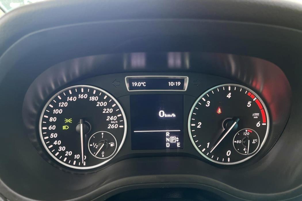MERCEDES-BENZ B 2014