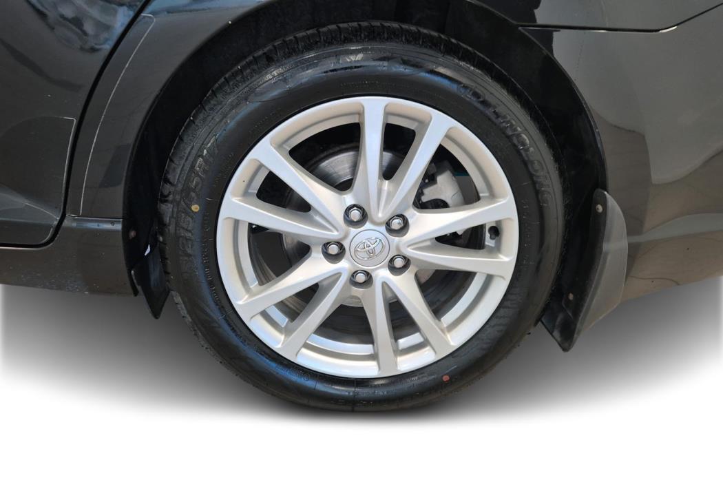 TOYOTA Avensis 2011