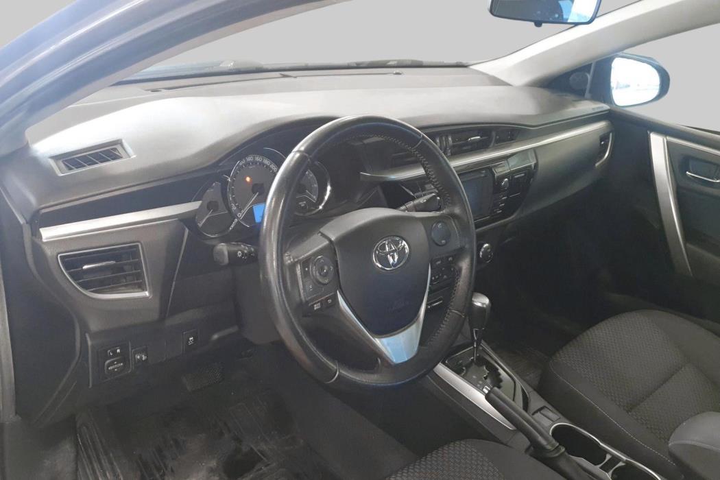 TOYOTA Corolla 2014