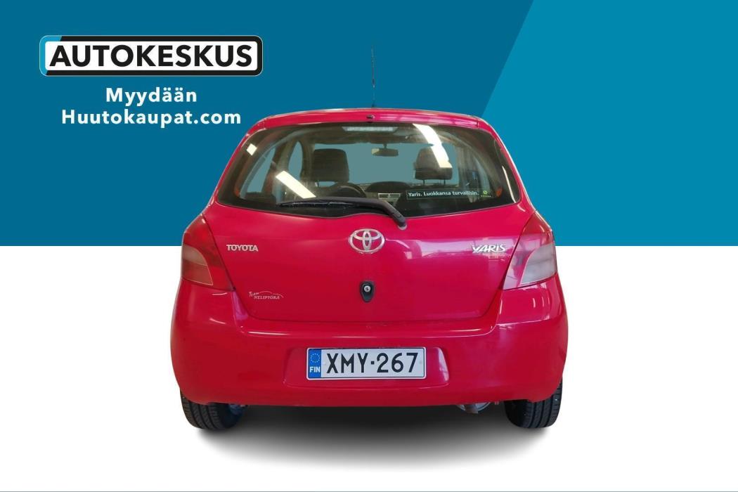 TOYOTA Yaris 2006