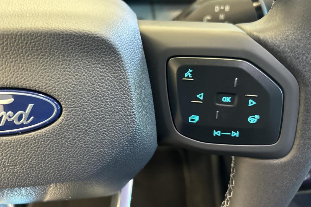 FORD Explorer 2026