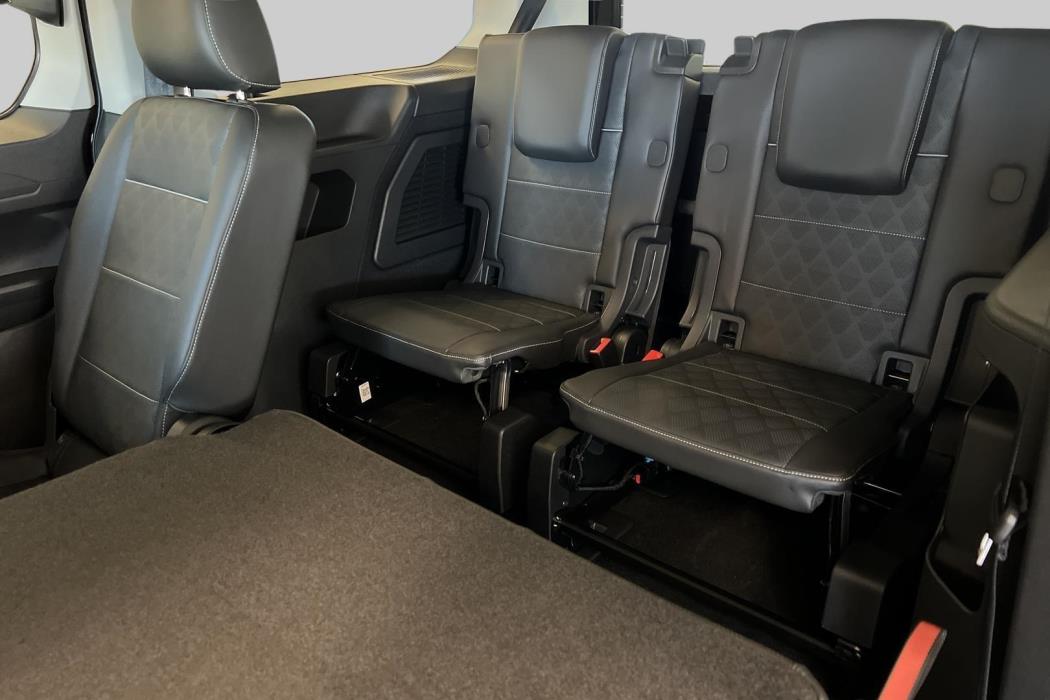 FORD Grand Tourneo Connect 2026