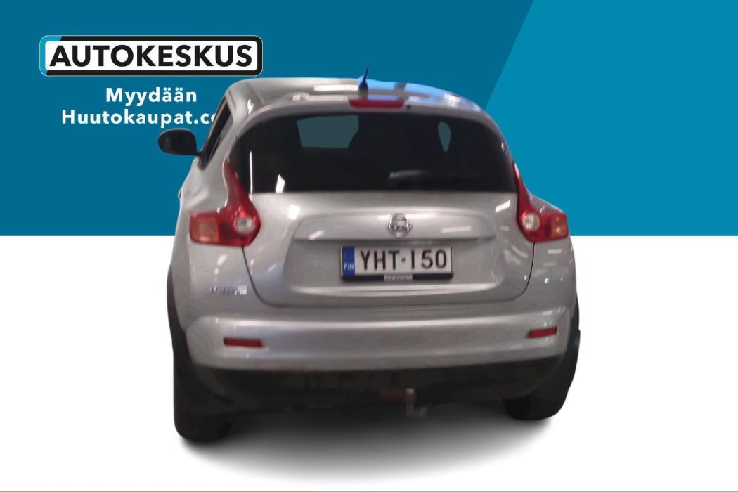NISSAN Juke 2011