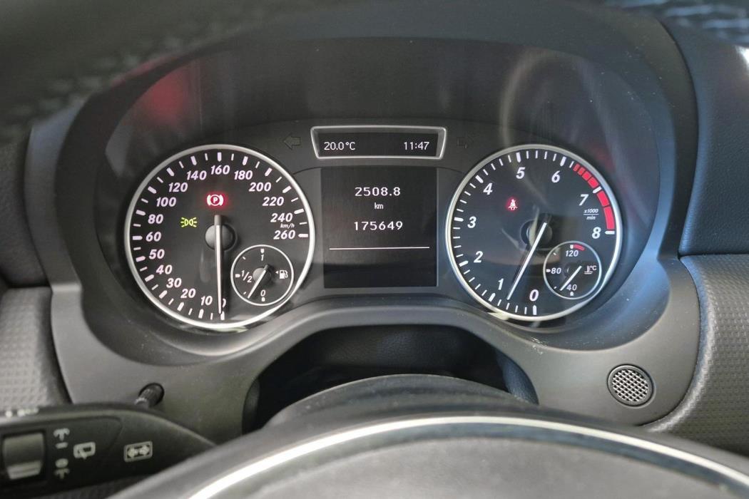 MERCEDES-BENZ A 2013