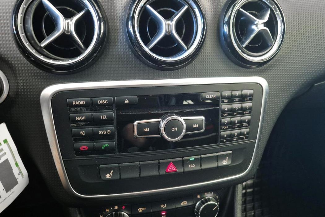 MERCEDES-BENZ A 2013