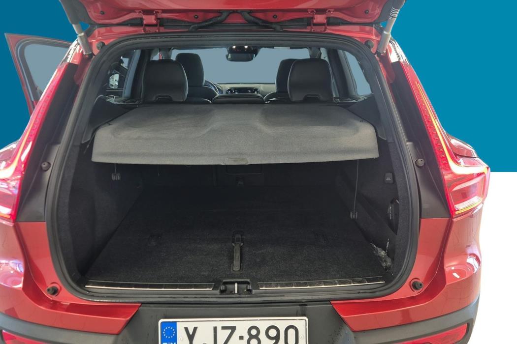 VOLVO XC40 2018