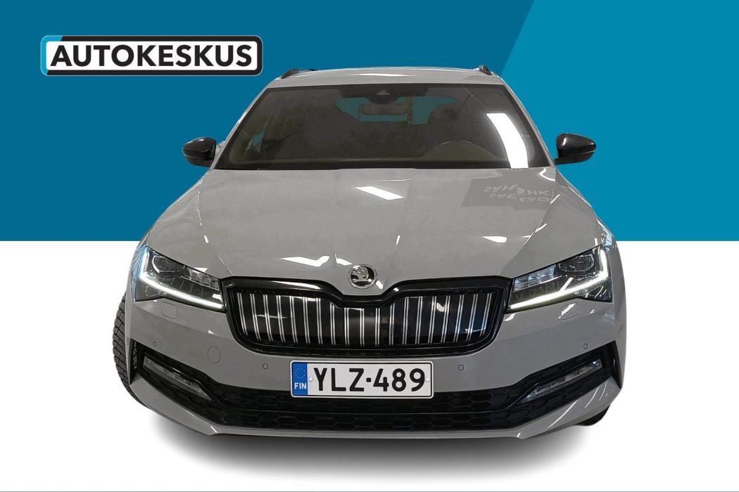 SKODA Superb 2023