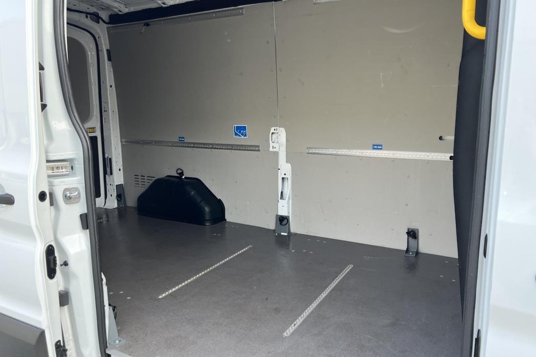 FORD TRANSIT 2023