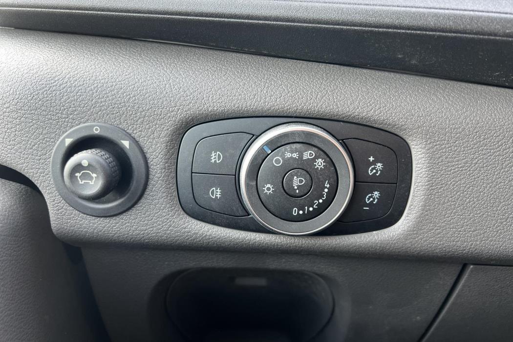 FORD TRANSIT 2023
