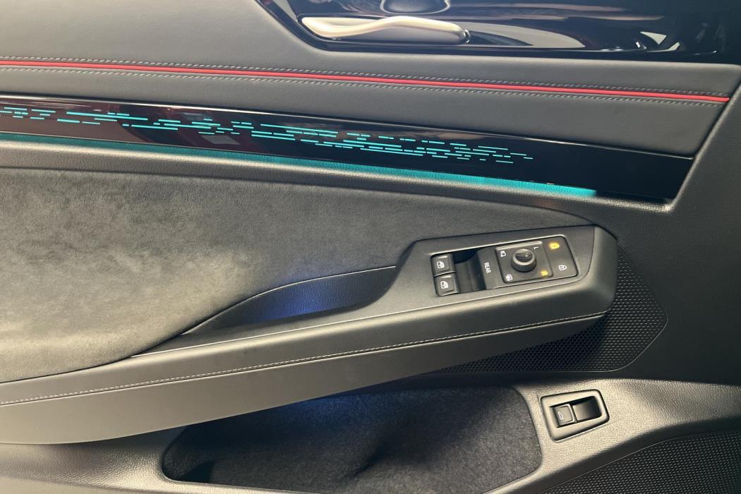 VOLKSWAGEN ID.7 2025