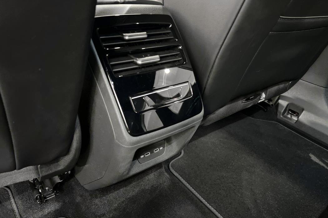 VOLKSWAGEN ID.7 2025