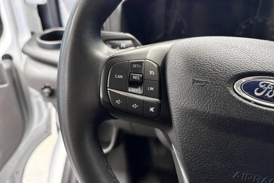 FORD TRANSIT 2023