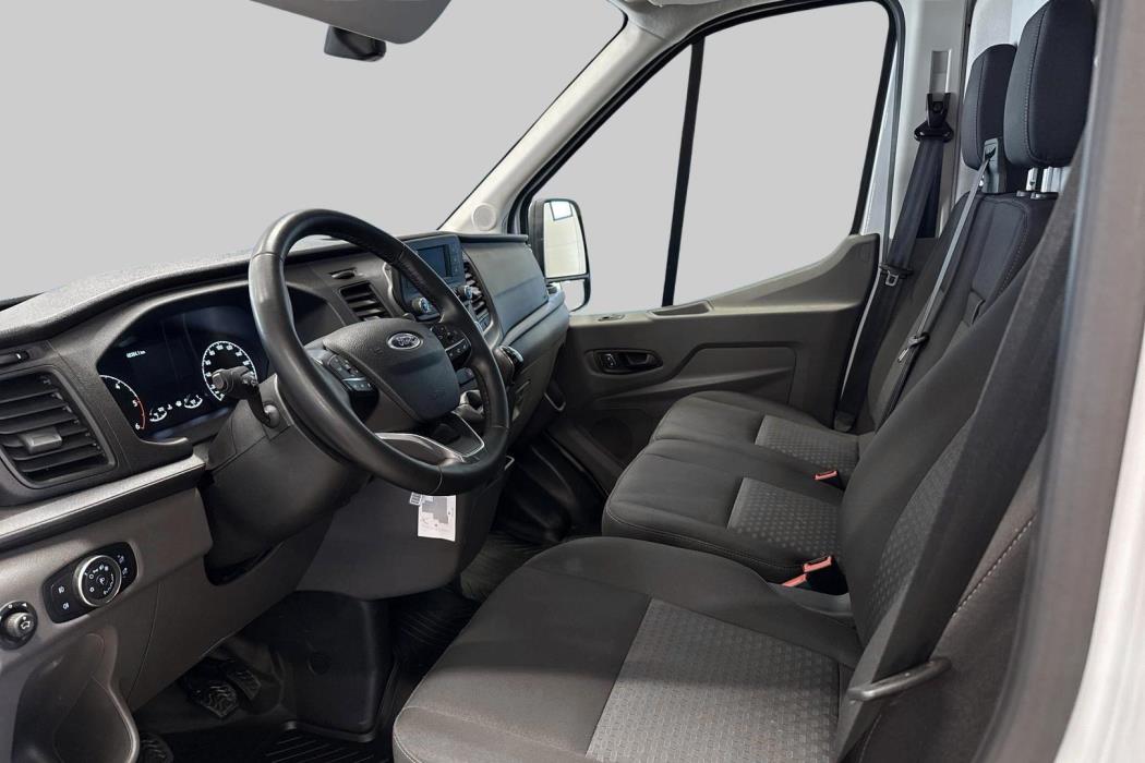 FORD TRANSIT 2023